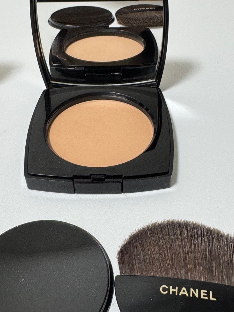 CHANEL アイシャドウパレット＆フェイスパウダーセット