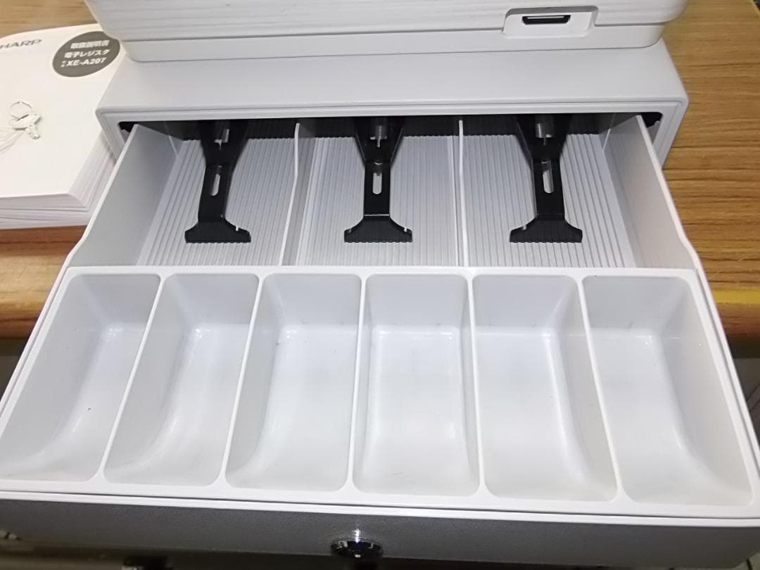 回転表示付211店名設定無料１０部門物販向シャープ　レジスターXE-A207