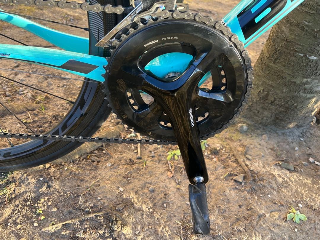 【最終値下】ビアンキ　Intenso 105完成車+カーボンホイール