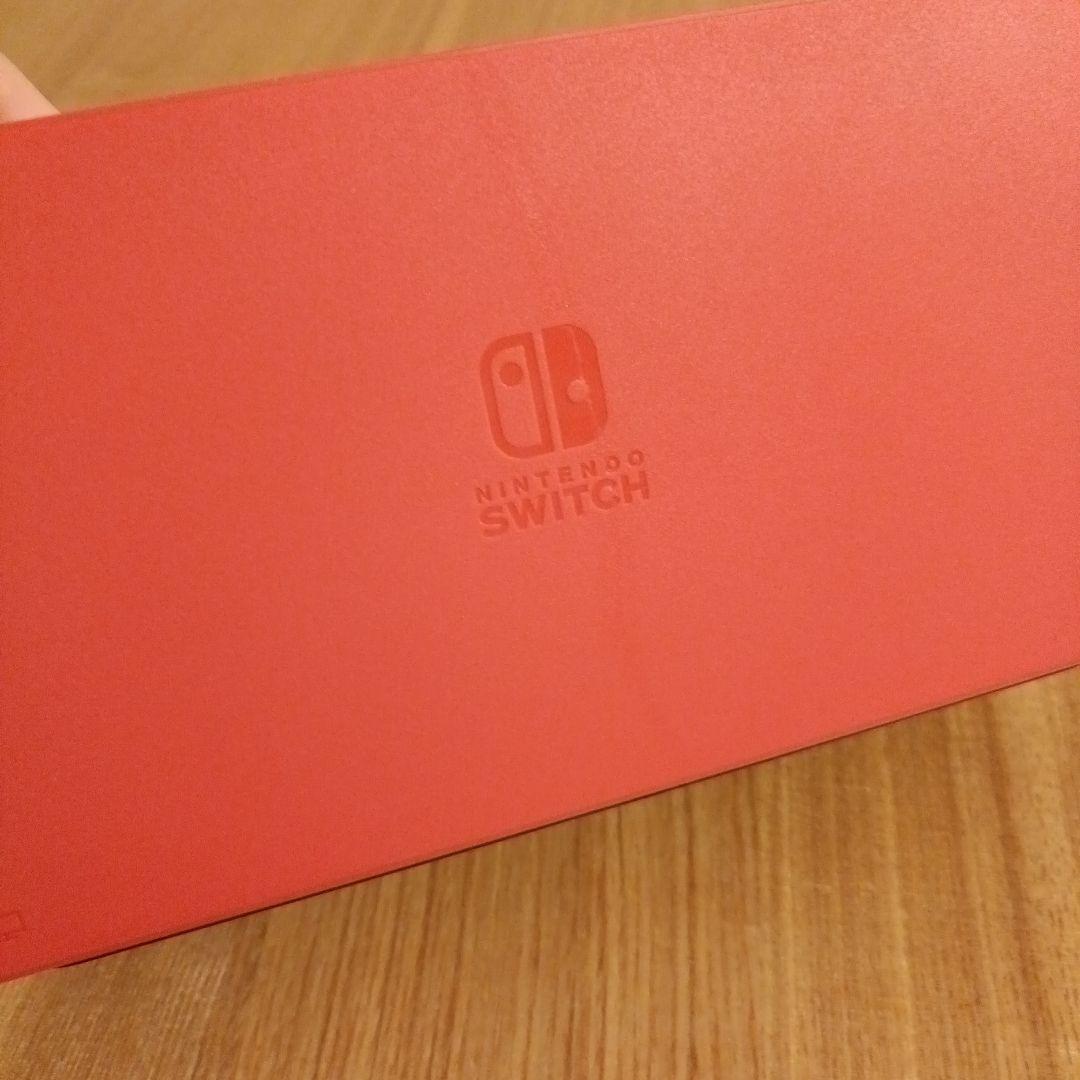 ニンテンドー　スイッチ　Switch　マリオレッド　有機EL　有機el