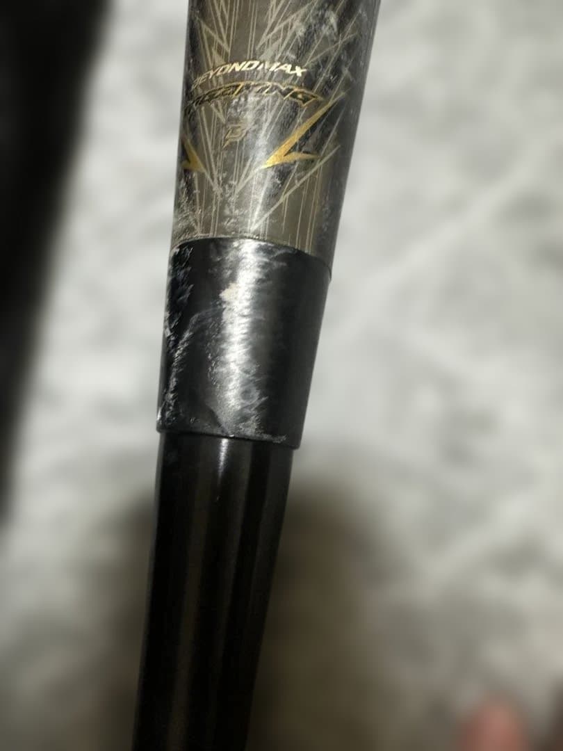 BEYOND MAXギガキング02 軟式バット 84センチ730グラム