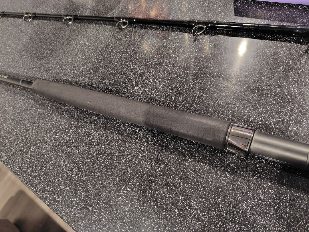 ミュートスアキュラ１００Ｈ ＲＧ