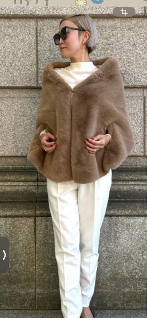 uha さま専用です★ JENNE リッチボリュームファーケープ ベージュ