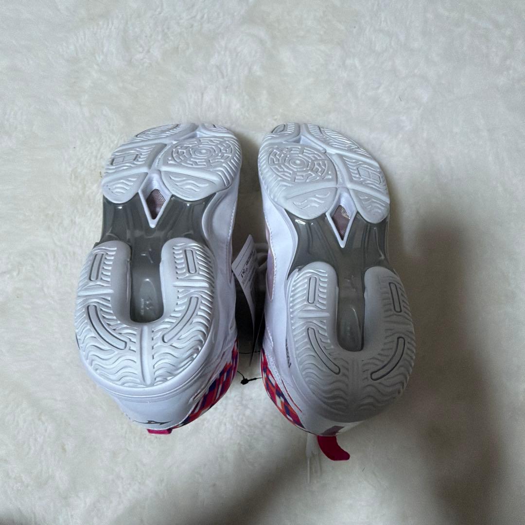 休日限定16500円！ミズノ　ウェーブダイバーズLG4 Ltd 24.5㌢新品