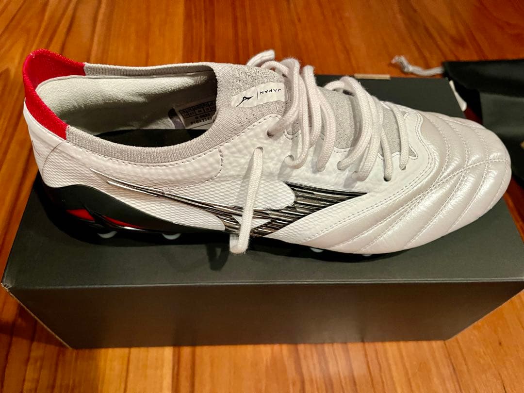 4/8(火)20:00まで限定値下げ‼️MIZUNOモレリアネオ 4βJapan