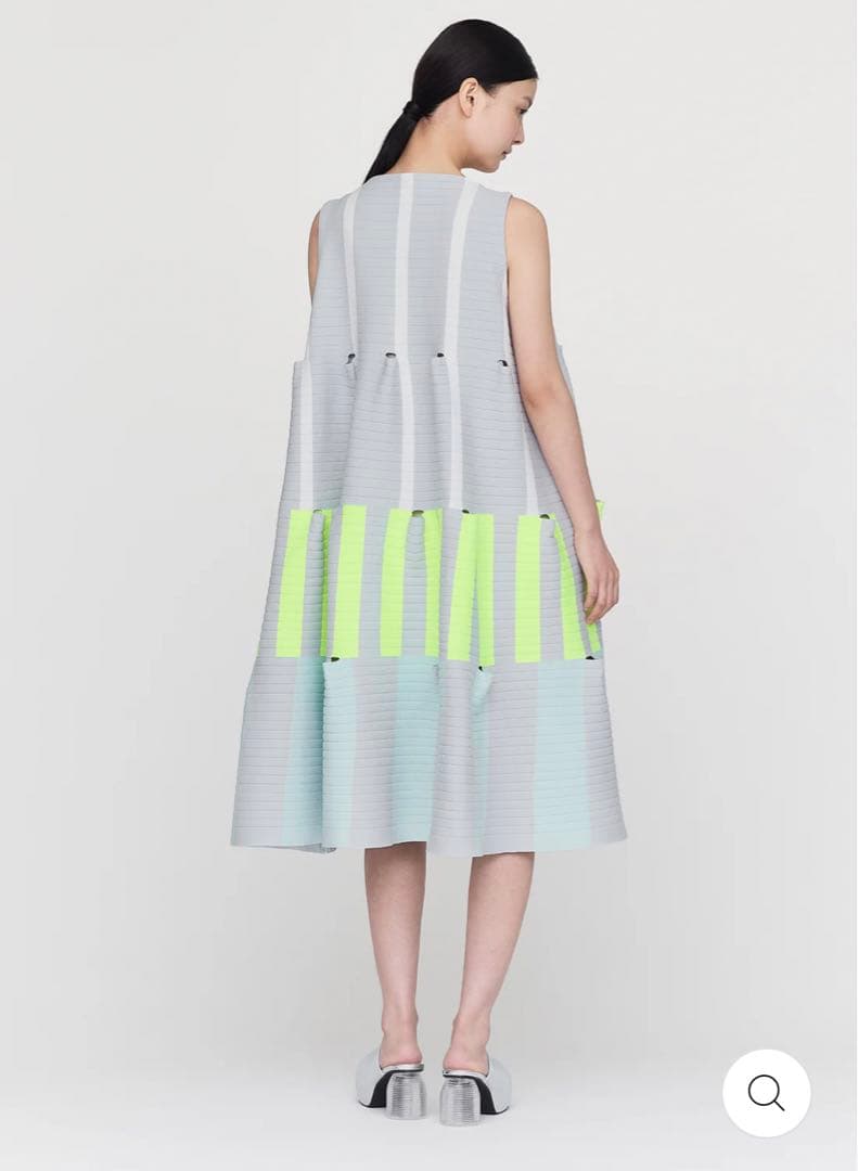 CFCL 新作ドレス