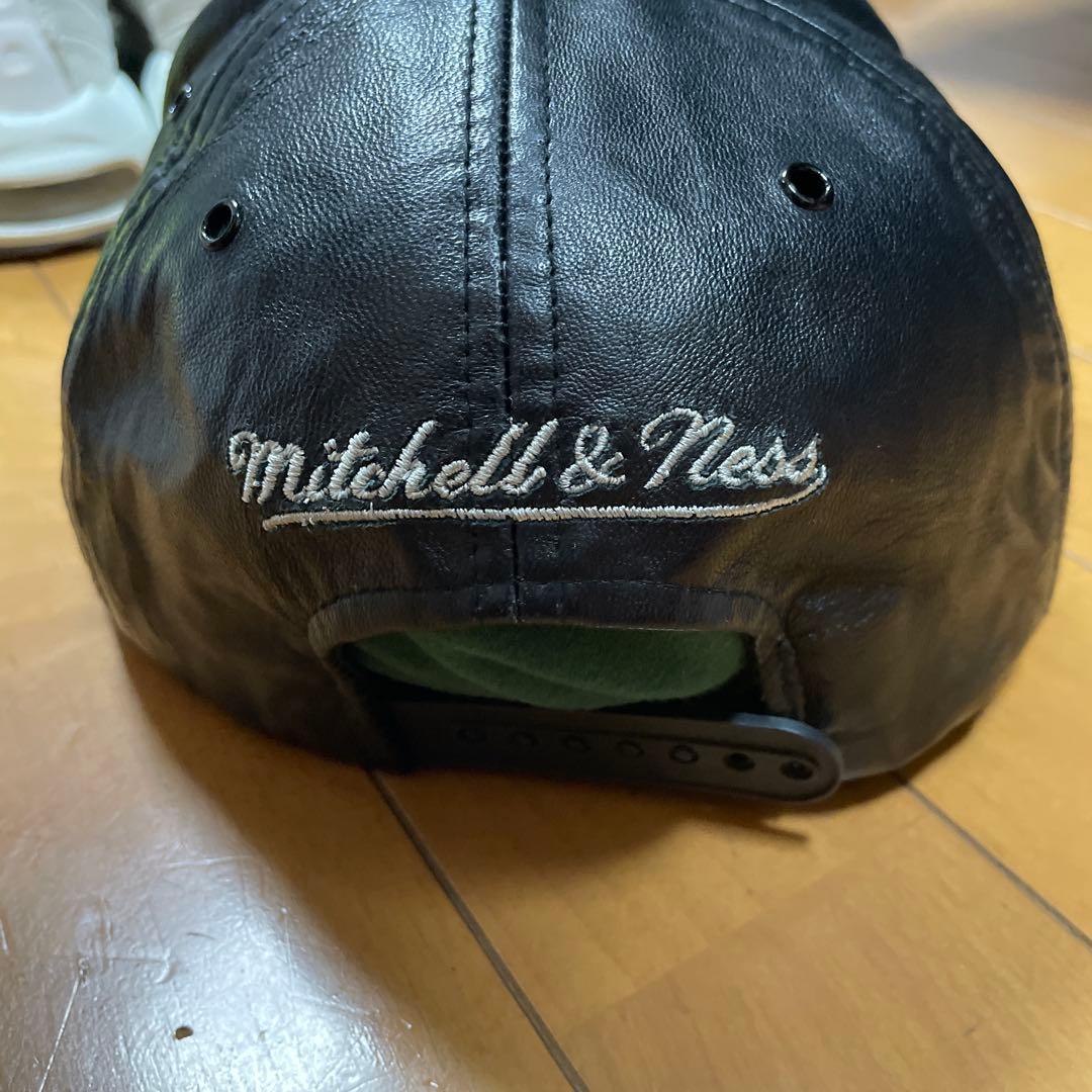 Raiders レザーキャップ 黒