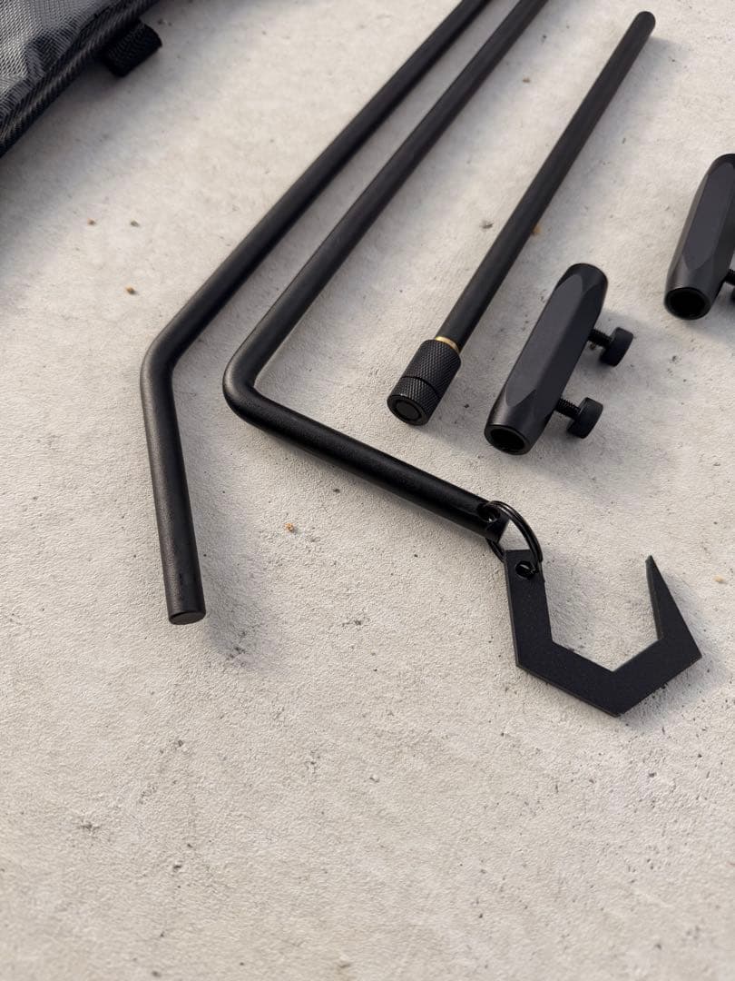 テリトリータスク　ワタリガラスランタンポールRAVEN LIGHT POLE