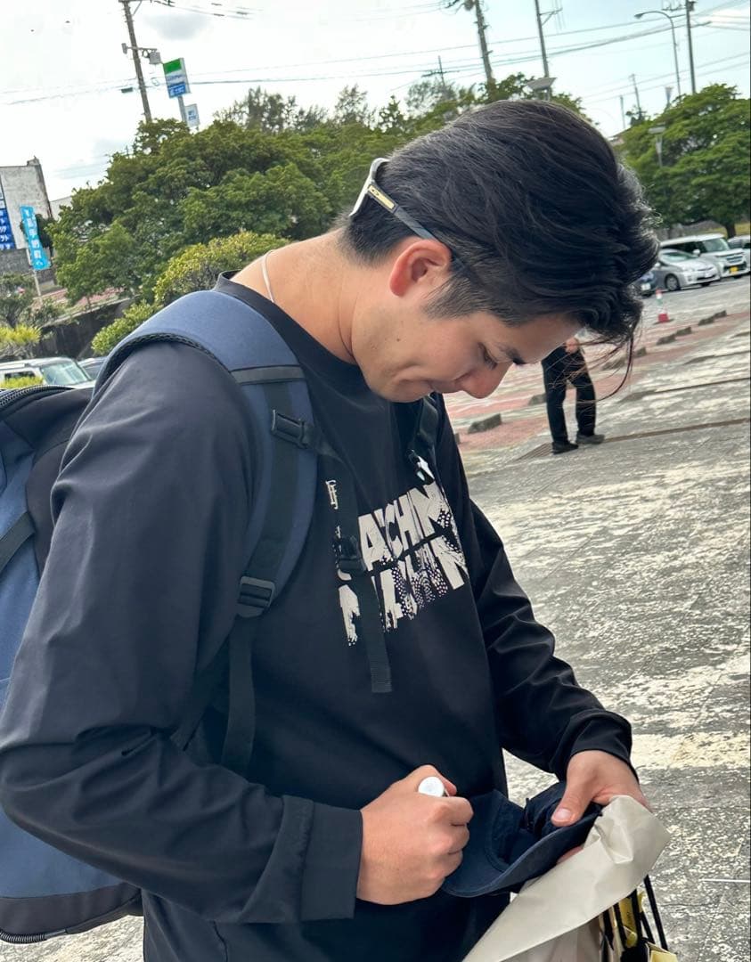 横浜DeNAベイスターズ　直筆サインボール　平良拳太郎選手　宮城滝太選手