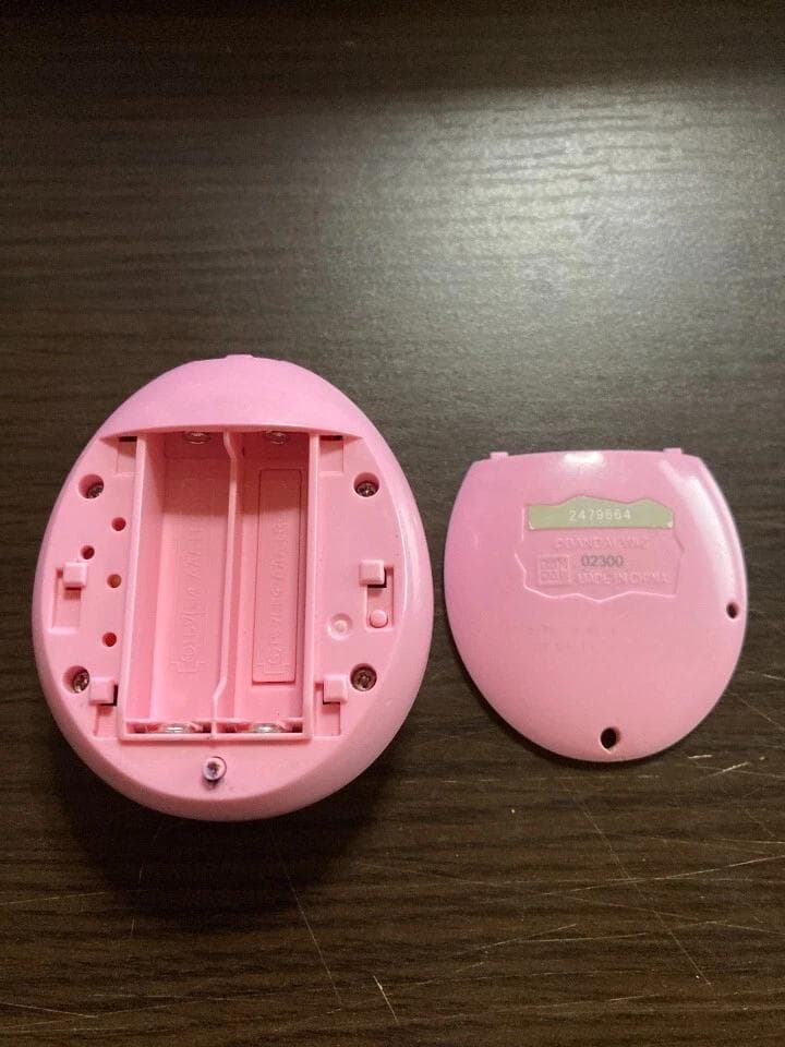 【動作確認済】バンダイ　たまごっちみーつ　サンリオキャラクターズ Ver.ピンク