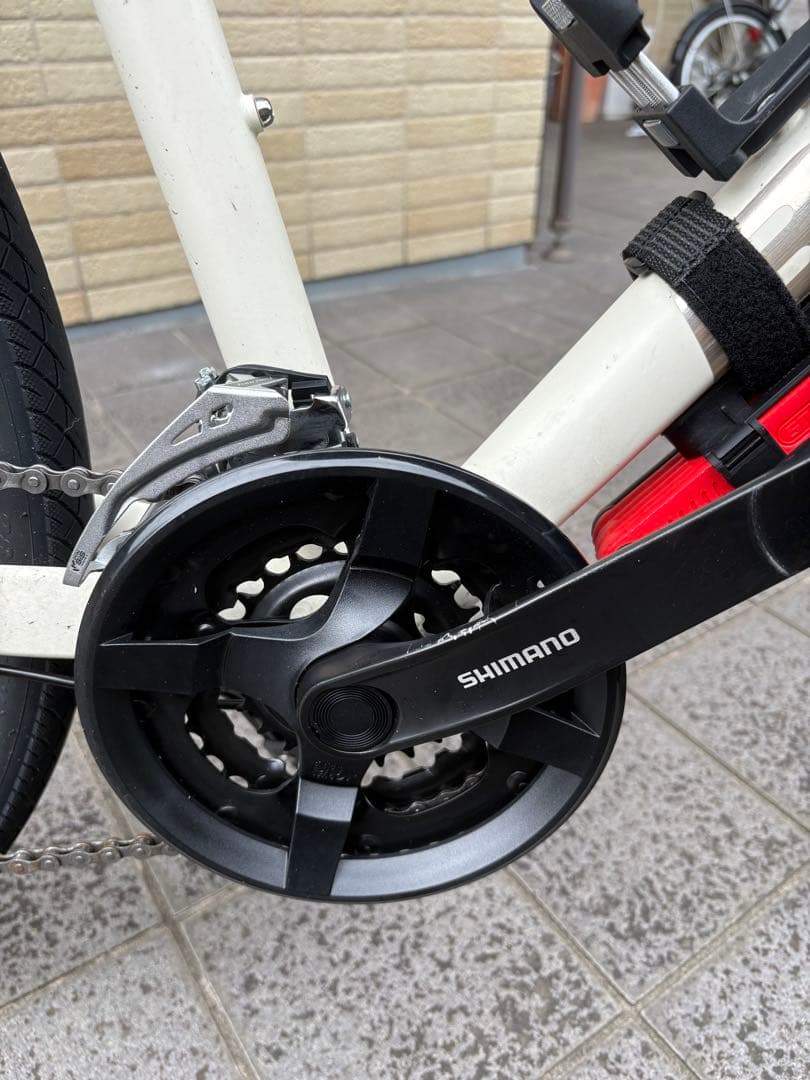 【17,000円相当の付属品付き】Bianchi C-SPORT 1 ホワイト