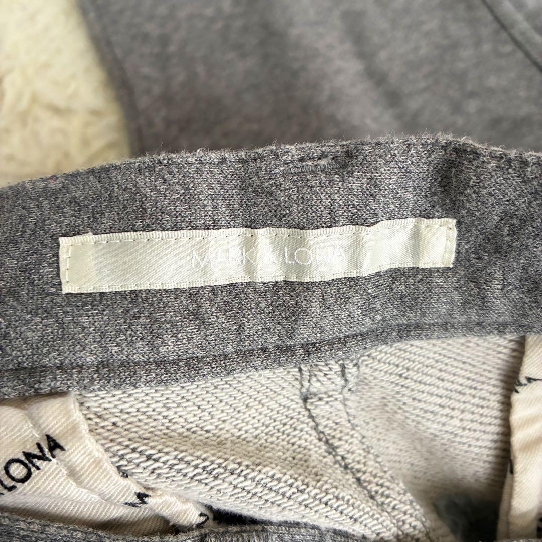 MARK&LONA ロゴプレート／ロゴプリント ゴルフウェア カーゴパンツ