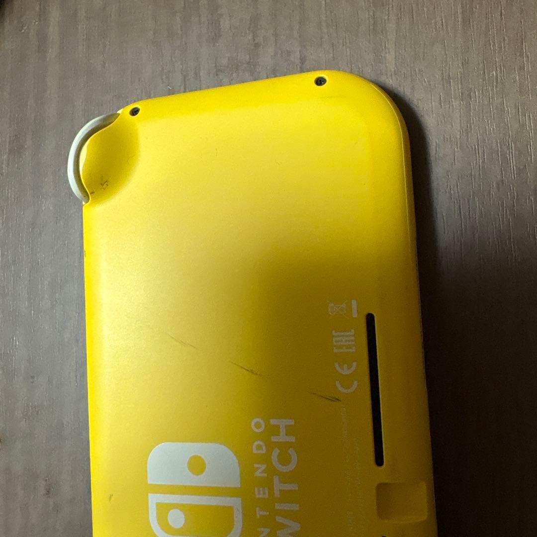 ゆち　Nintendo Switch Lite イエロー