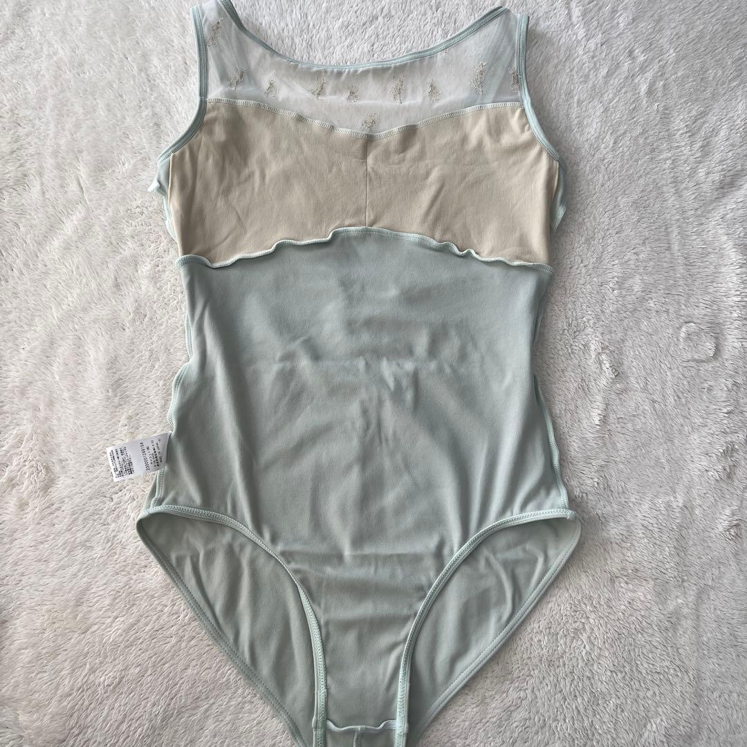 美品　チャコット　レオタード　M Chacott