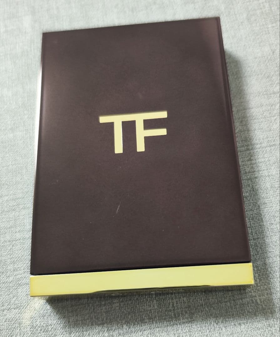 TOMFORDBEAUTYアイカラークォード42Aヘイズィセンシュアリティ