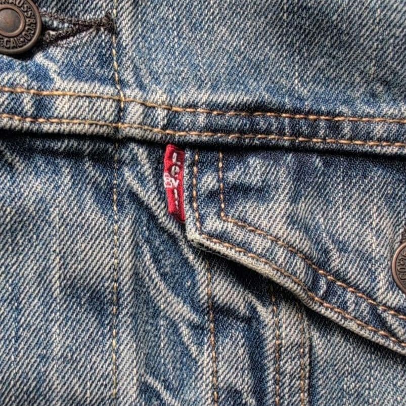 ち*ん様 未使用タグ付き リーバイス デニムジャケット 72334 ユーズド加工