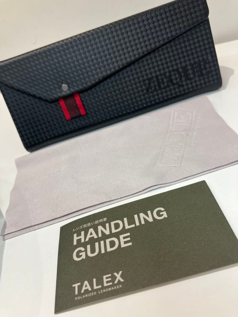 ZEQUE 偏光サングラス　STELTH