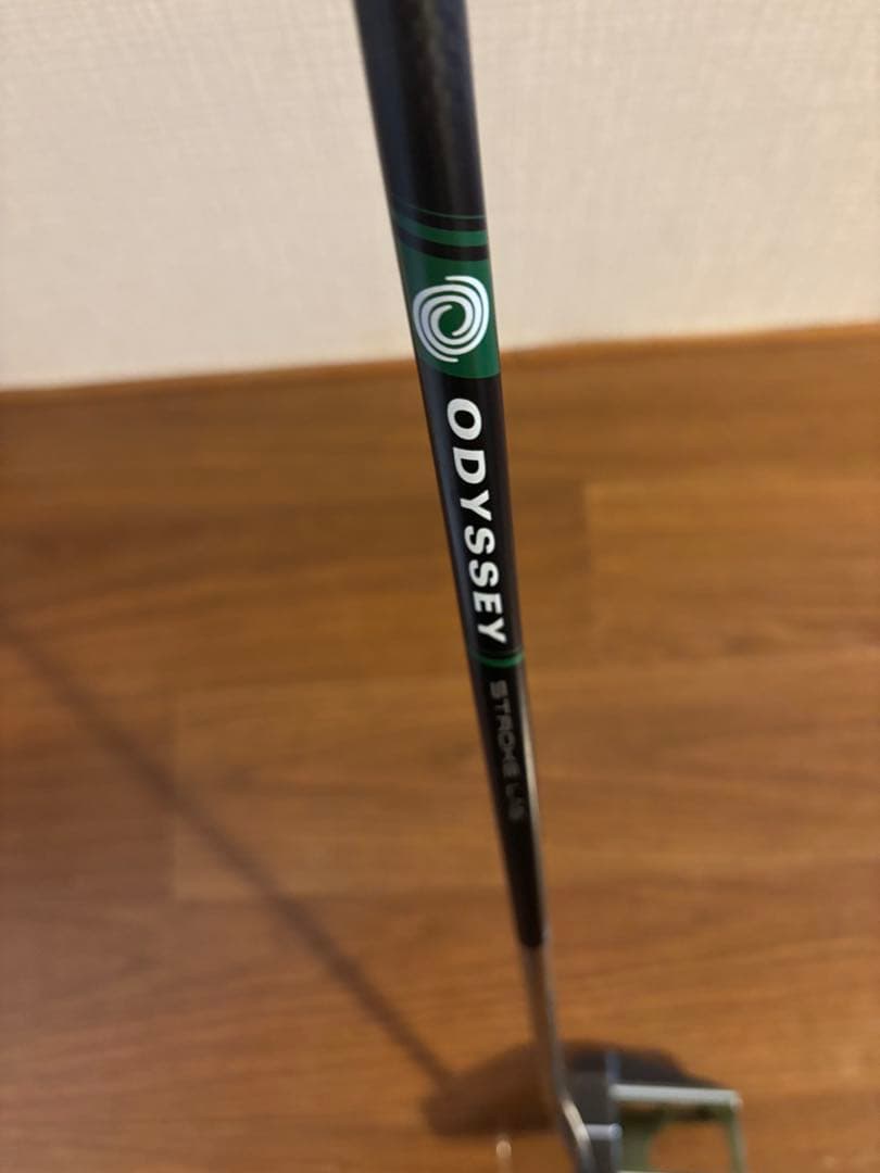 ODYSSEY パター カーボンシャフト シルバー/グリーン
