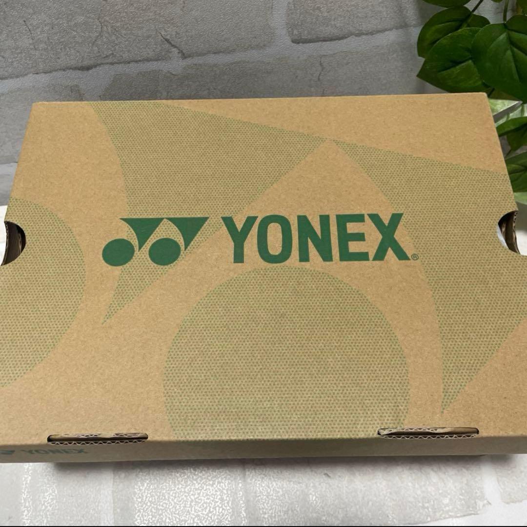 【新品箱付】23cm ヨネックス パワークッションエアラス SHBAZ2W