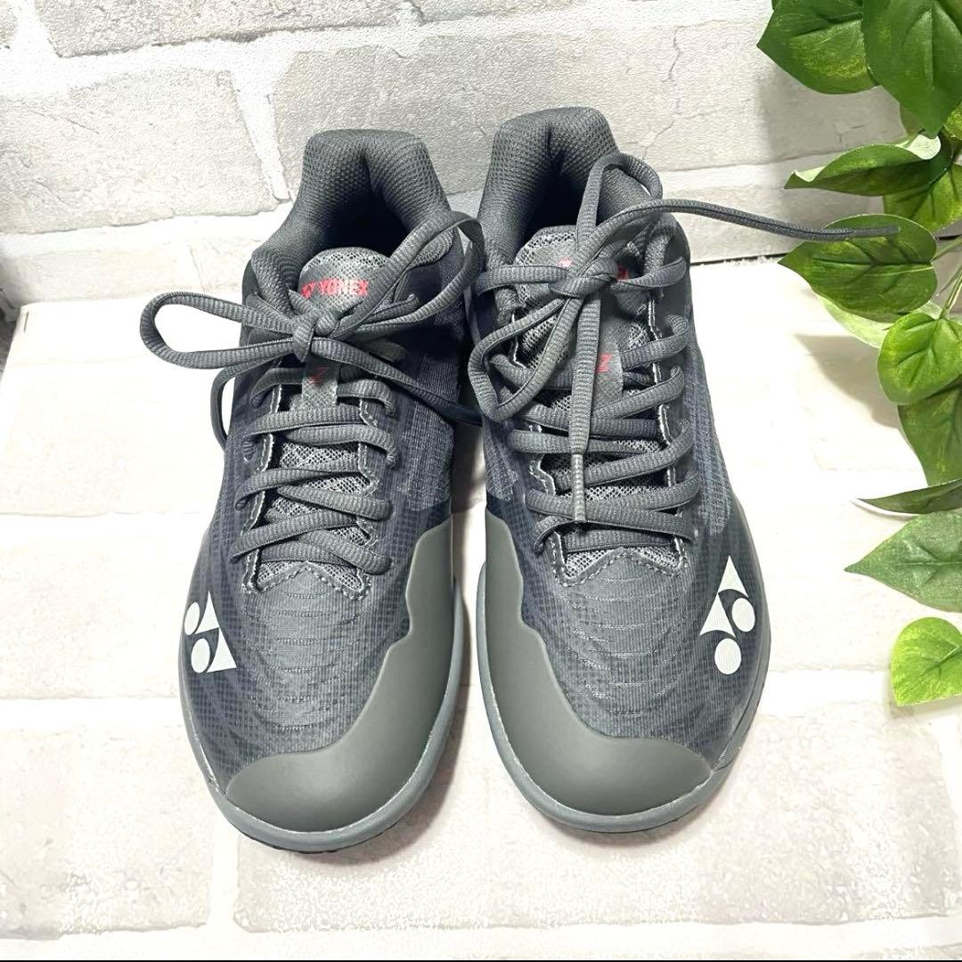 【新品箱付】23cm ヨネックス パワークッションエアラス SHBAZ2W