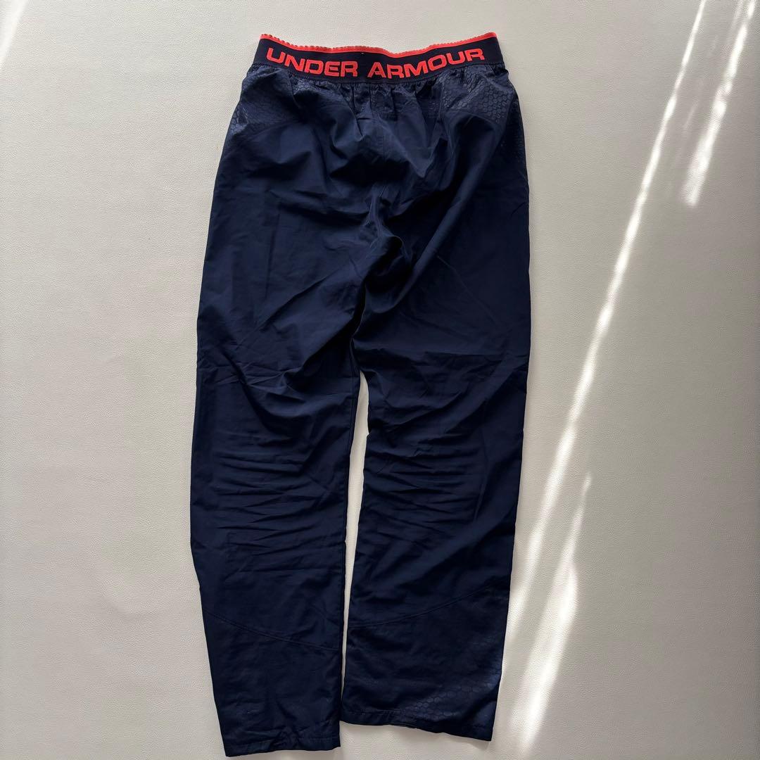 02385 アンダーアーマー　ウォームアップウェア　セットアップ　ナイロン