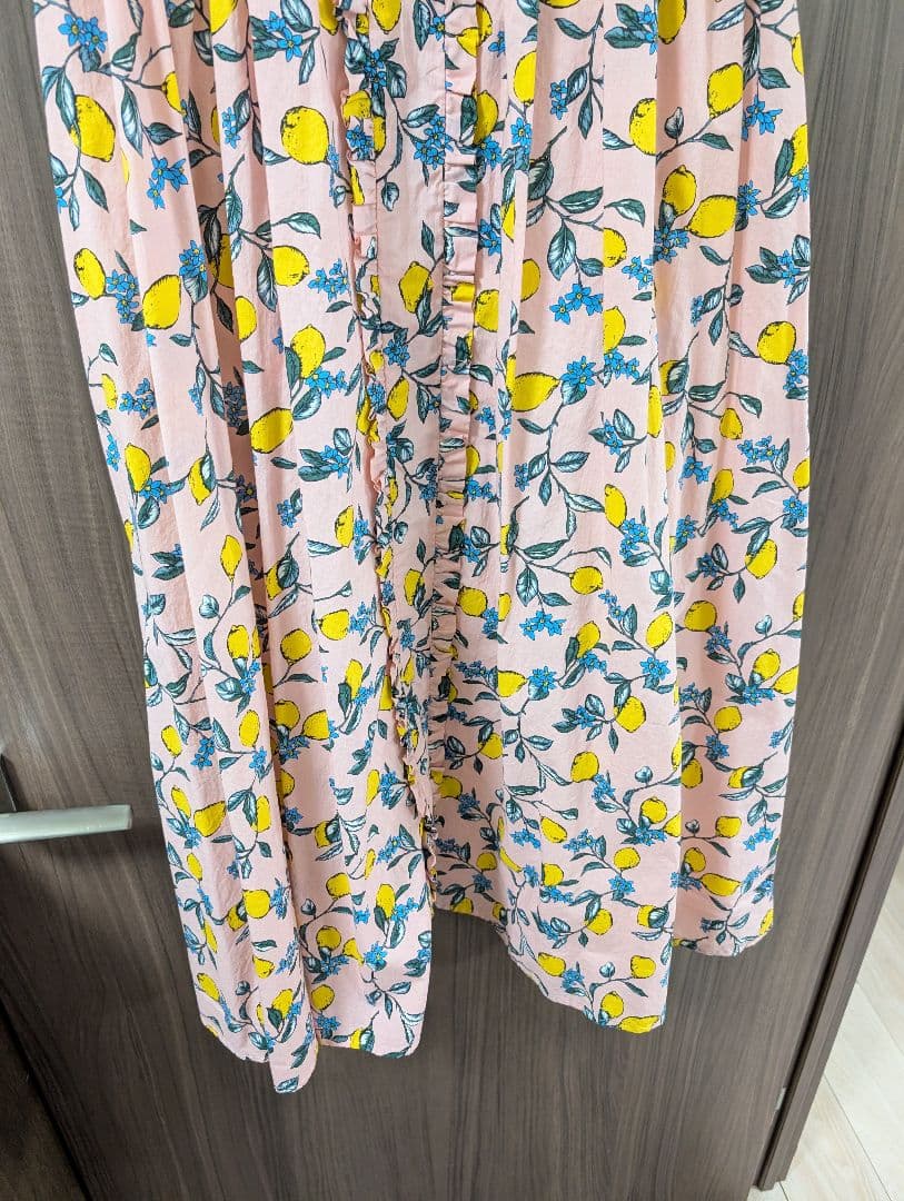 【最終値下】オブリ　レモンワンピース　フリル　フレア　ギャザー　総柄　Aライン