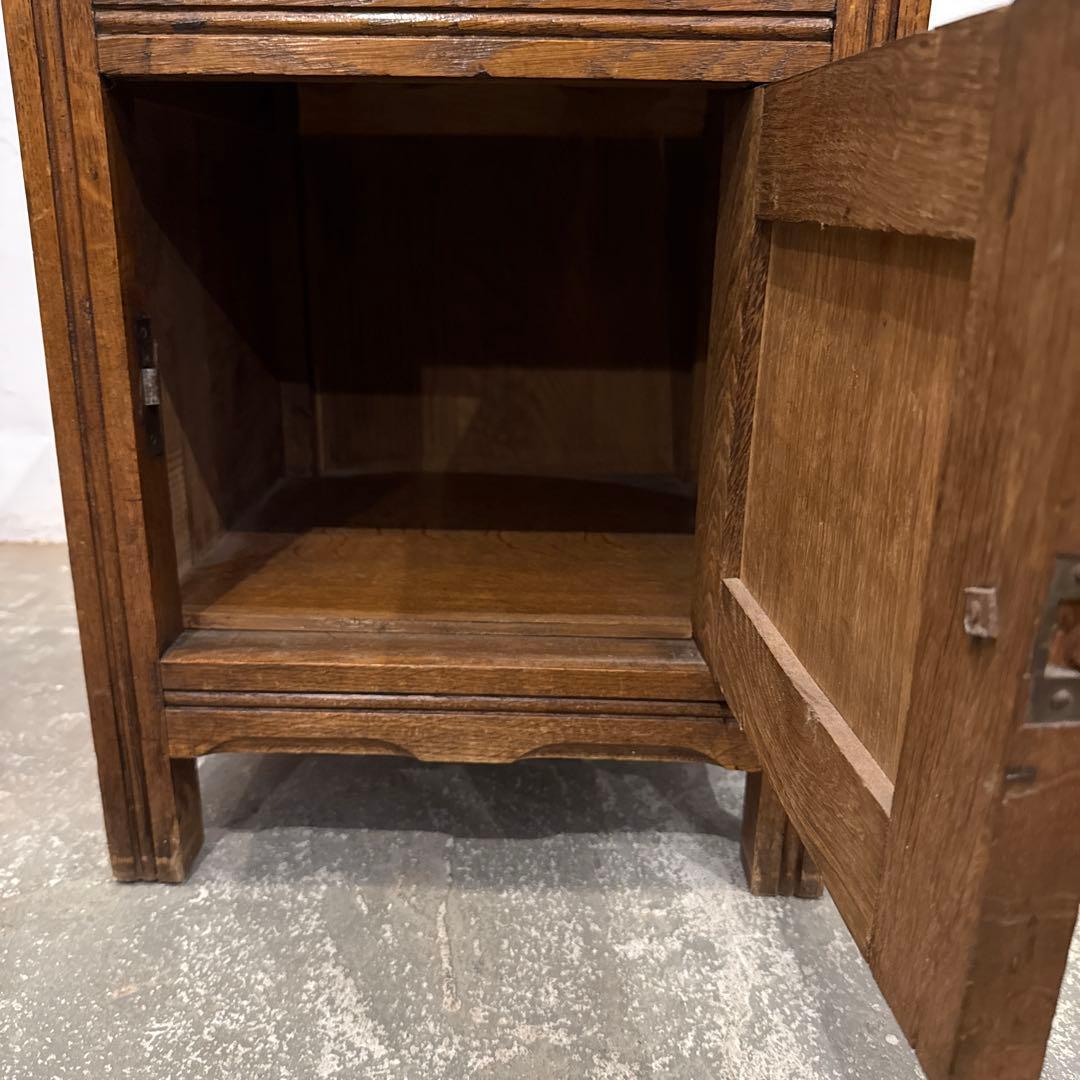 年末年始saleビンテージ　木製サイドテーブル　ベッドサイドテーブル