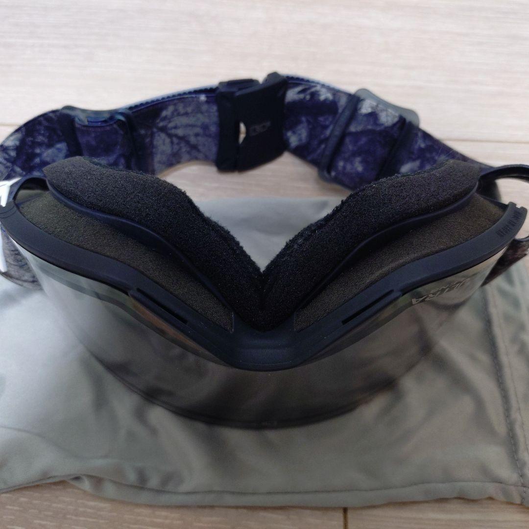 DICE SHOWDOWN スノーゴーグル 調光レンズ巾着付