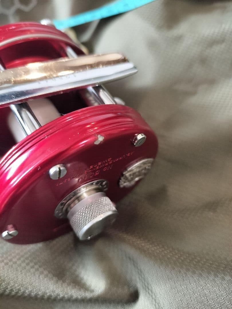 masaABU GARCIA アブ アンバサダー 5000　4ネジ