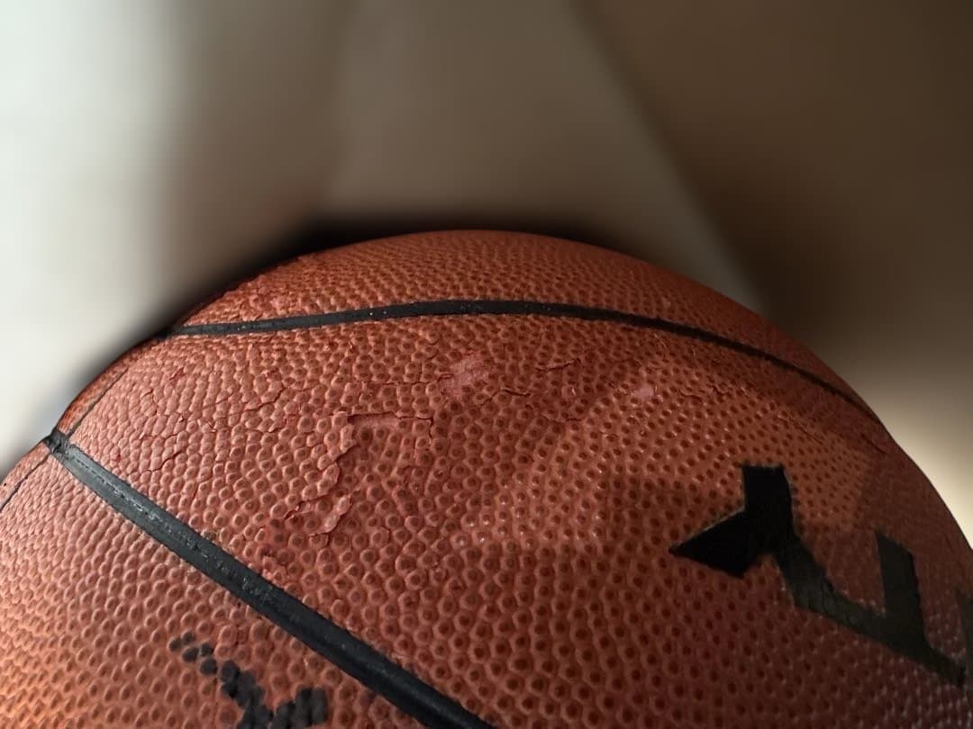 120%本物！格安！証明書・箱付！UDA ジョーダン サインボール しかも…