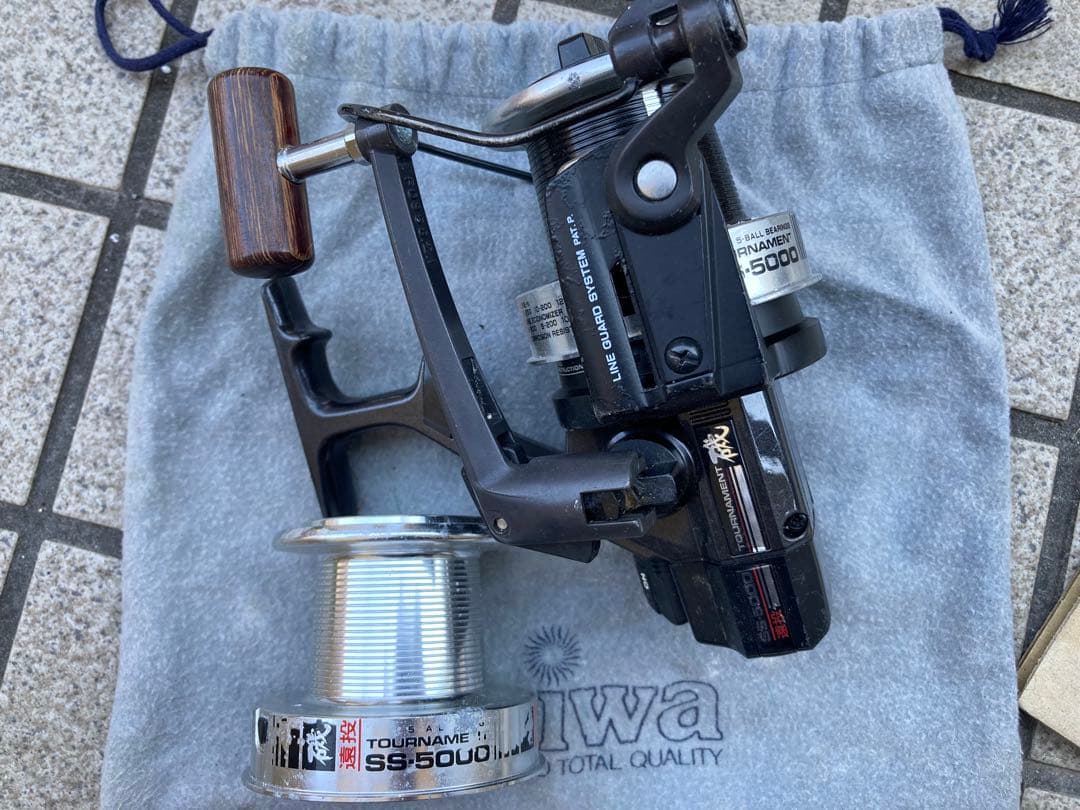 ヴィンテージ木製ハンドルDaiwa TONRNAMENT磯　SS-5000遠投