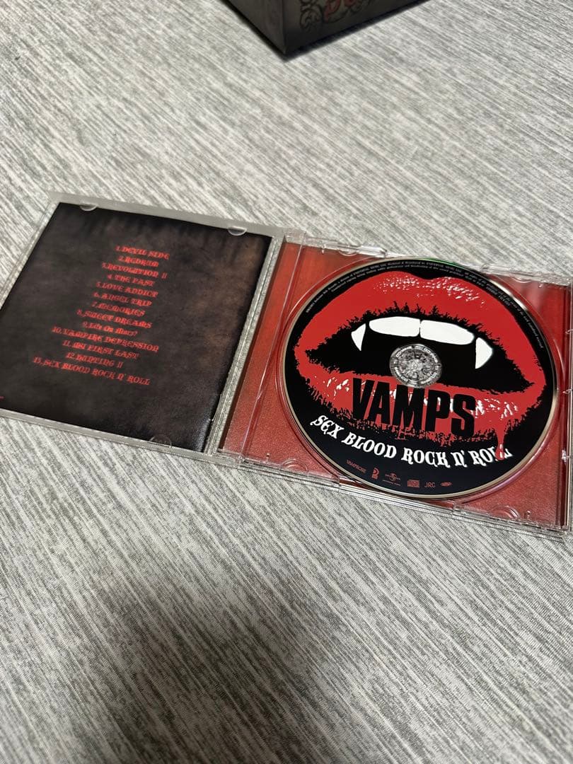 VAMPS BEST ALBUM 初回限定盤B