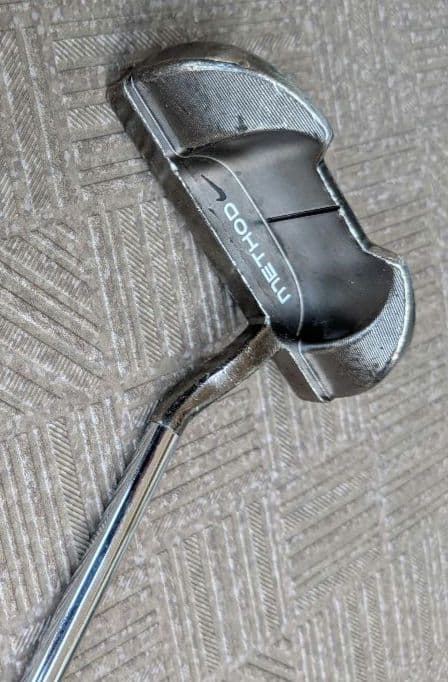 ナイキ METHOD MID NIGHT 008 パター