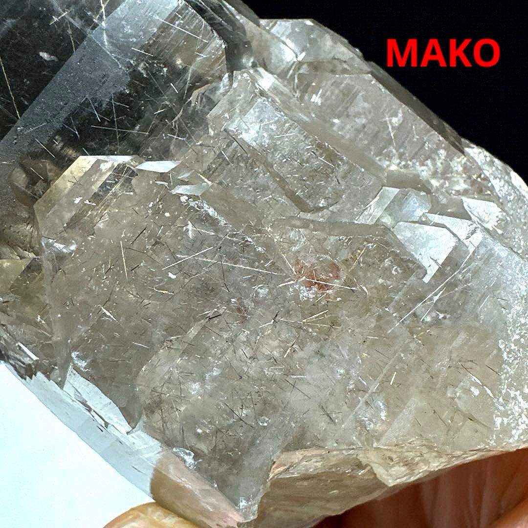 M1953☆スモーキールチルクォーツ原石686g☆カテドラル水晶☆天然石　原石