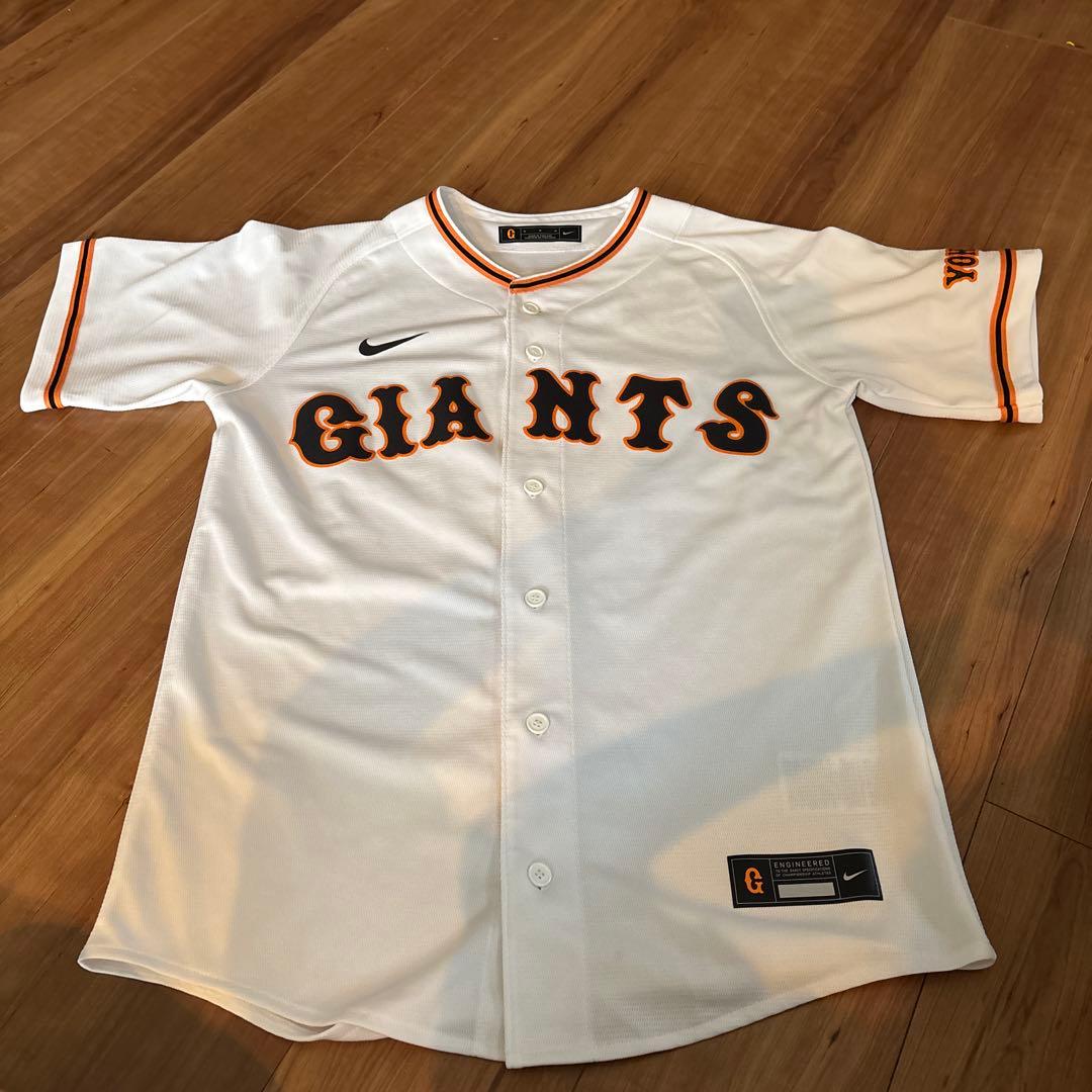 巨人ユニフォーム