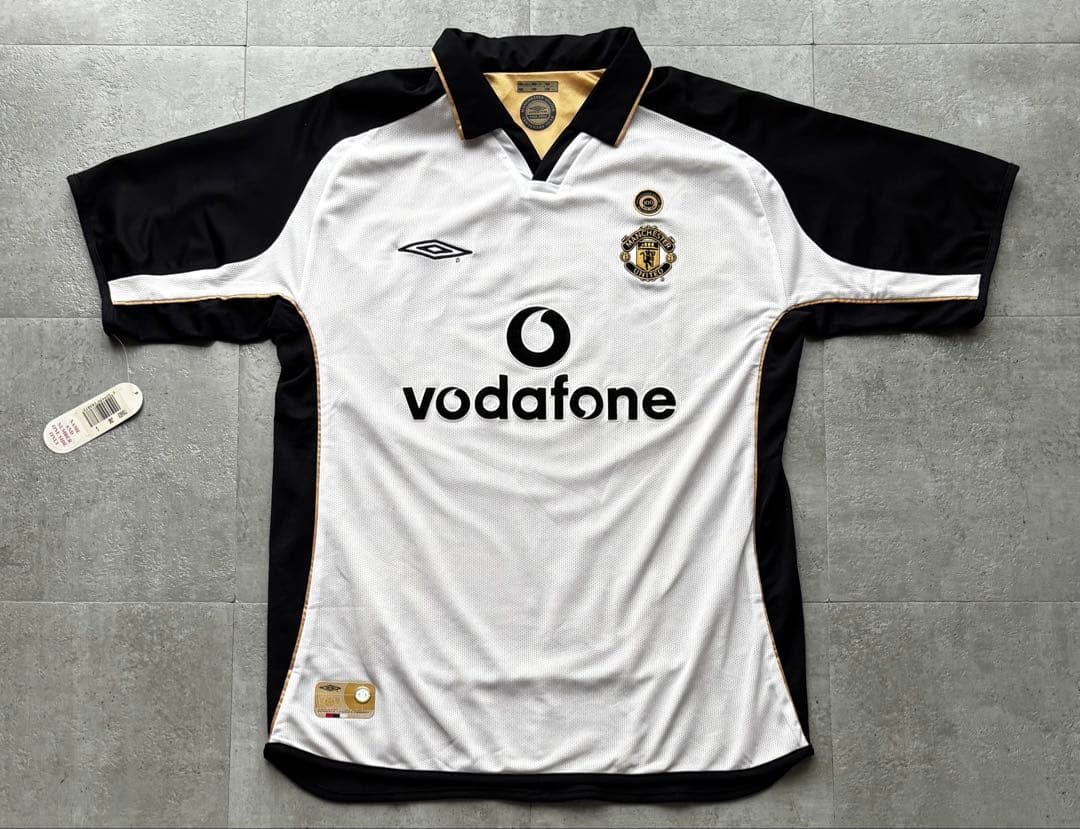 01-02 ベッカム　マンチェスターユナイテッド　100周年記念ユニフォーム