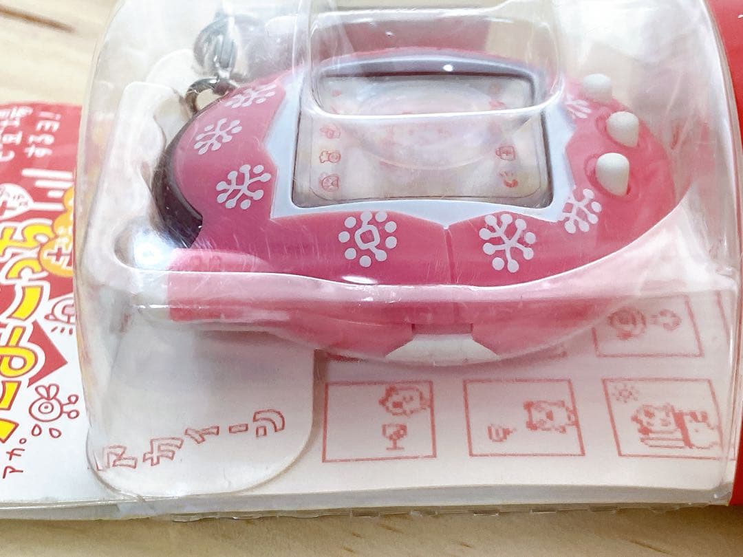 【新品未開封】 祝ケータイかいツー！たまごっちプラス 赤いシリーズ ピンク