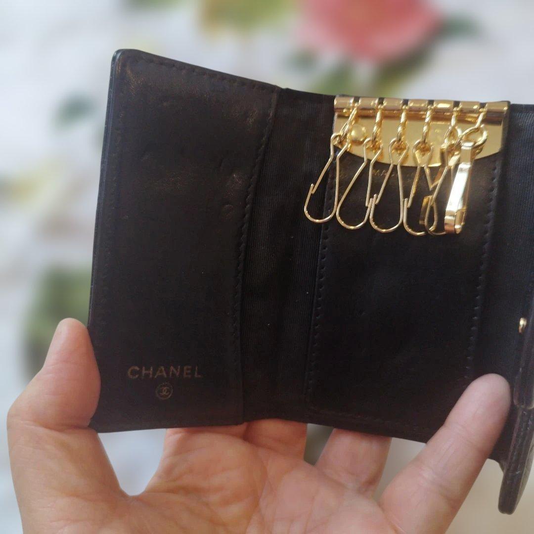 シャネルキャビアスキン　キーケース