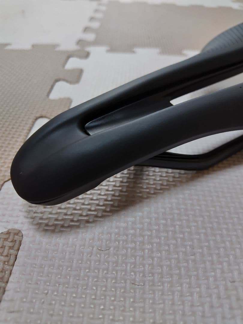 Bontrager ボントレガー Verse Pro 145mm バイク サドル