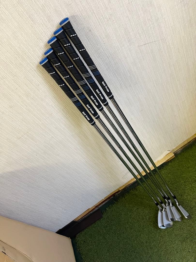 美品　ZXi7 アイアン　DG105 S200 PW~6