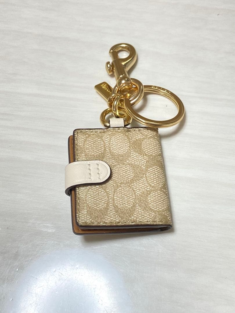 [美品]COACH コーチ シグネチャー バッグチャーム 写真入 キーホルダー