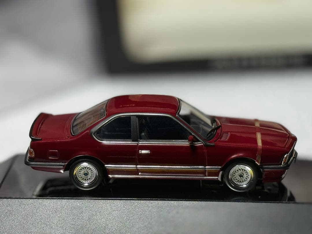 AUTOart BMW635 CSi ミニカー