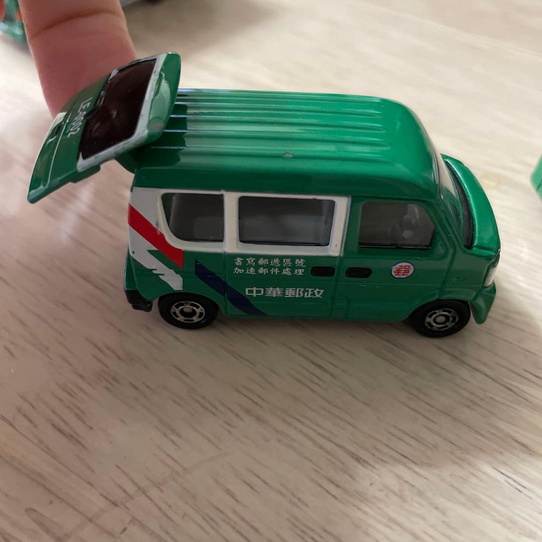 ピクルス3世様用 台湾限定トミカ 郵便車 高速バス パトカー タクシー
