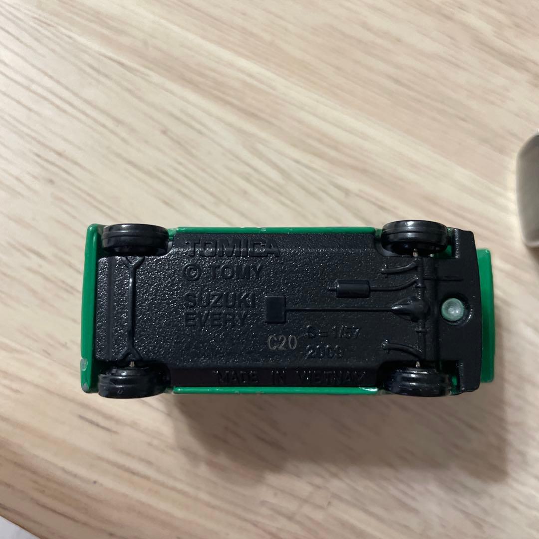 ピクルス3世様用 台湾限定トミカ 郵便車 高速バス パトカー タクシー