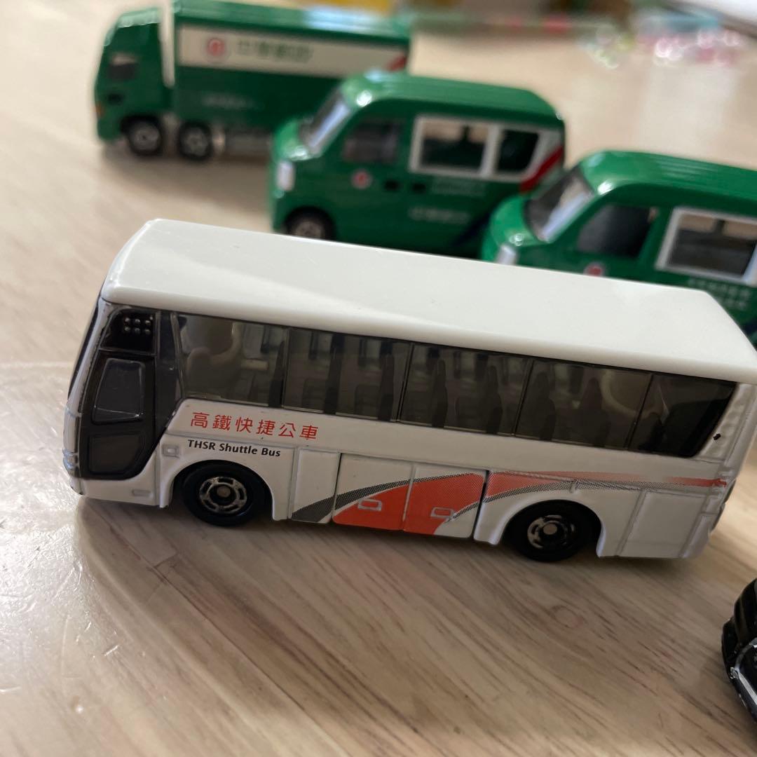 ピクルス3世様用 台湾限定トミカ 郵便車 高速バス パトカー タクシー