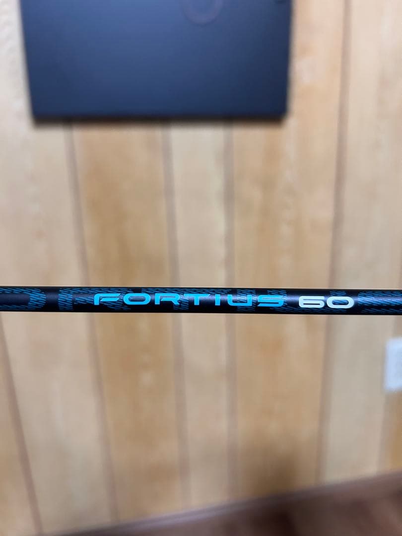 Mizuno FORTIS 60 バドミントンラケット　ミズノラケット