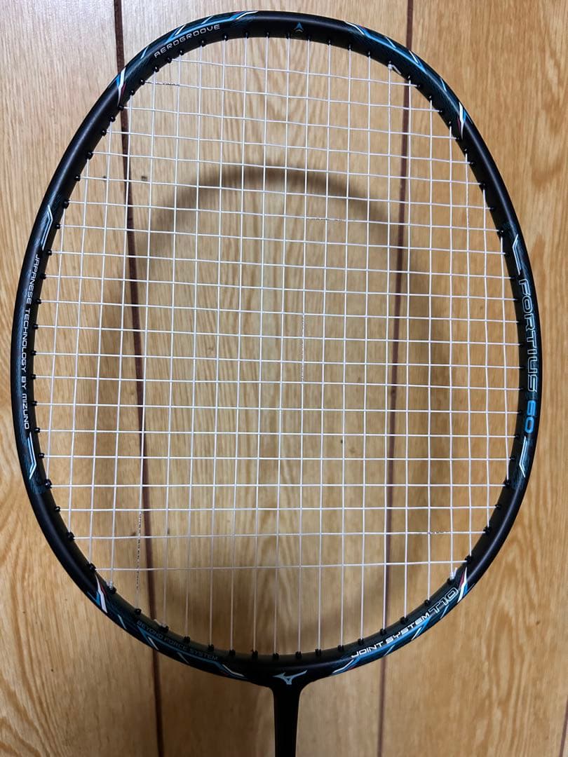 Mizuno FORTIS 60 バドミントンラケット　ミズノラケット