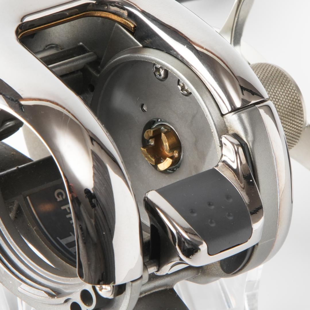 シマノ　アンタレスAR 右ハンドル　SHIMANO ANTARES AR