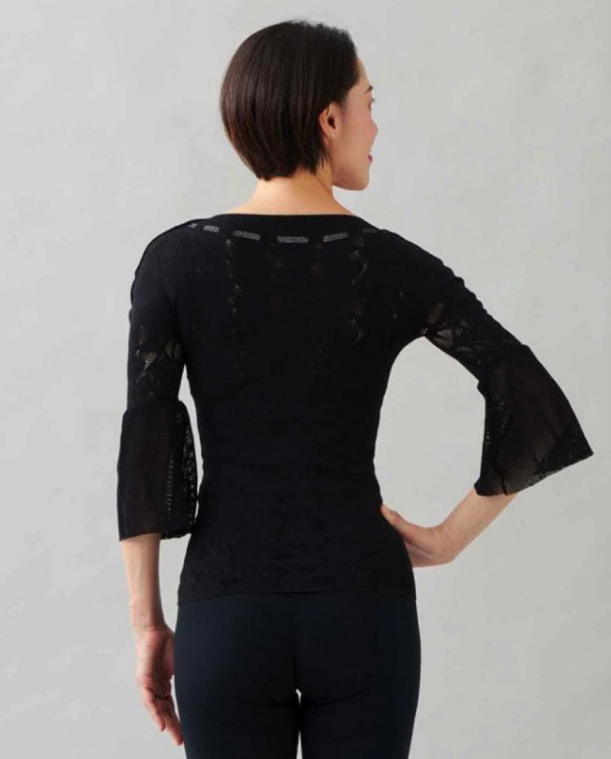 チャコット　ノーソーイングニット　フレアスリーブ　ブラック