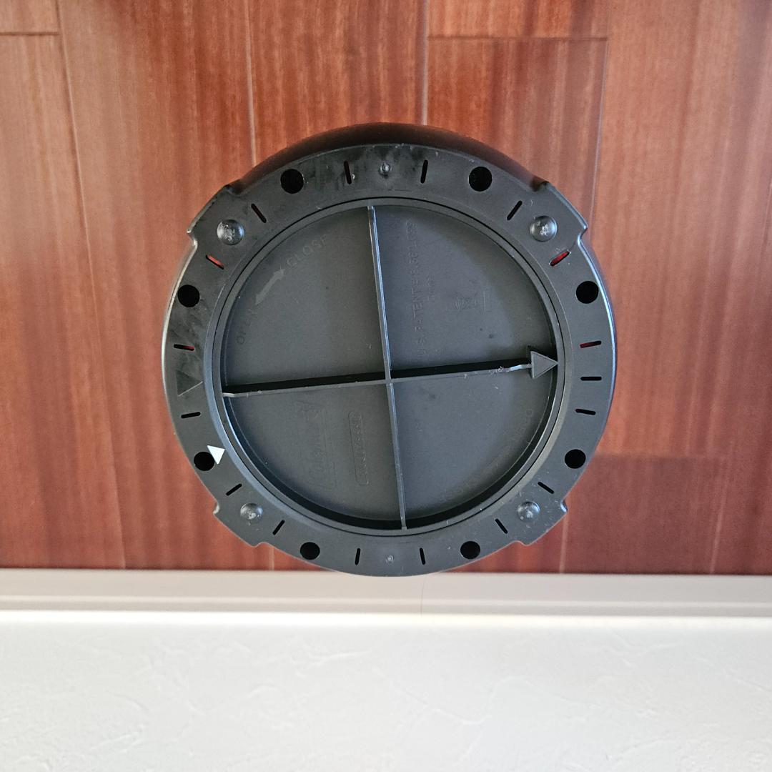 Coleman クアッドマルチパネルランタン